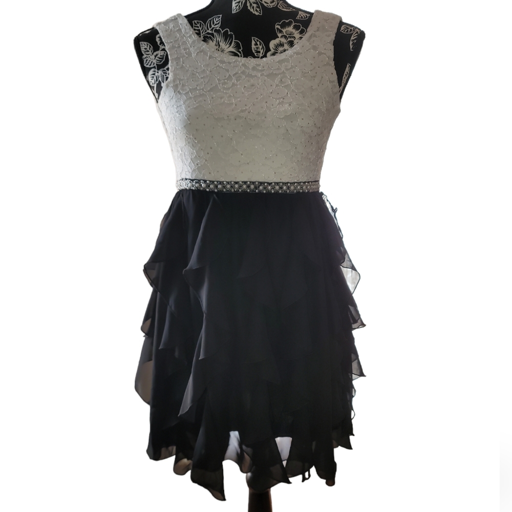 Girls Speechless Dress Black/ White sz 10 Lace Ruffle Pearl Waist